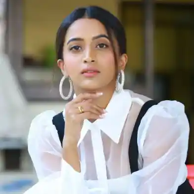 Shruti Shetty Photo